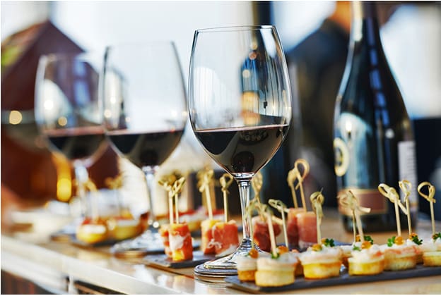 Food and Wine Pairing: Great Food Choices That Go Well with White Wines